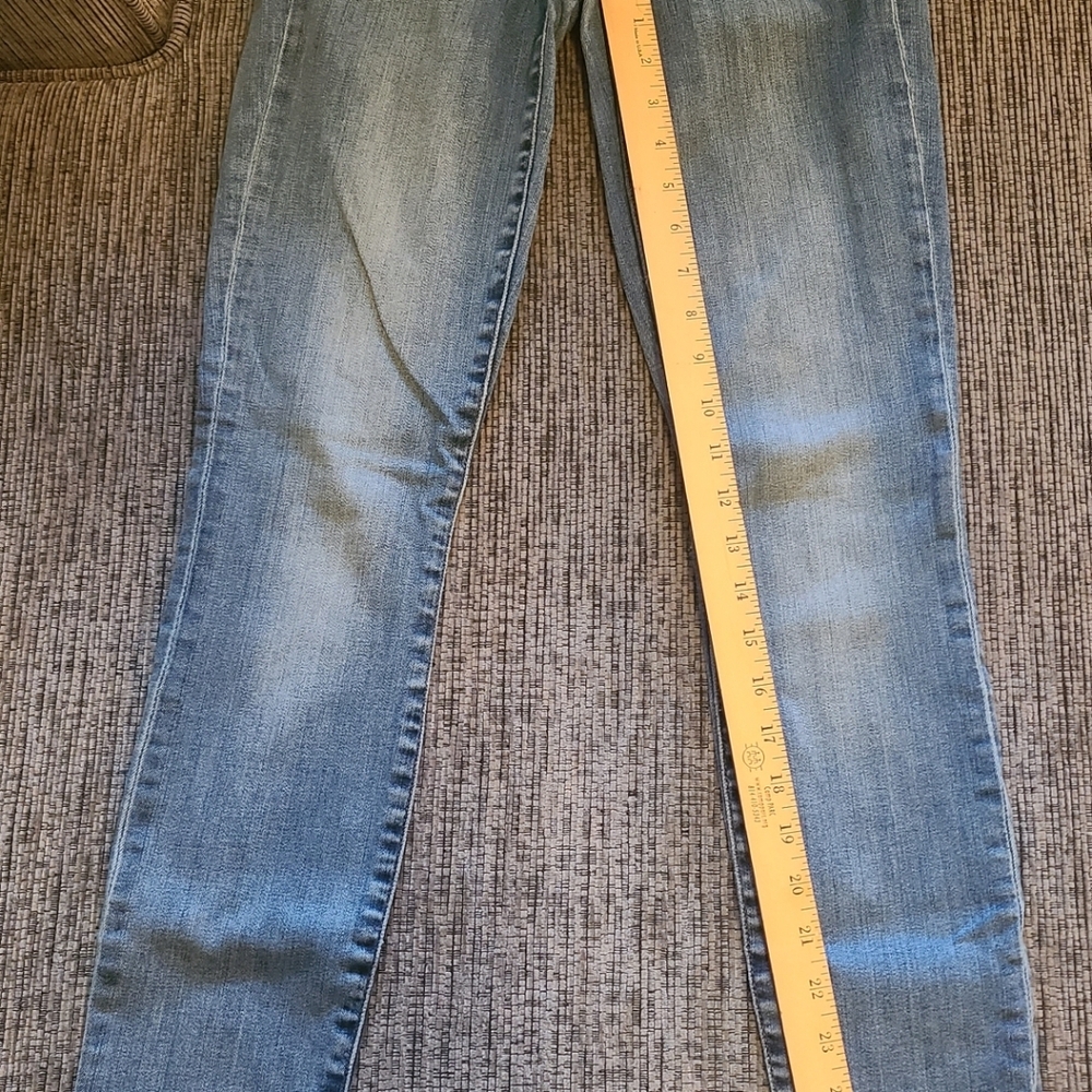 GAP Women's Light Blue Skinny Jeans